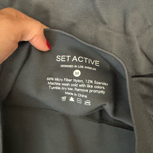 SCULPTFLEX® BIKE SHORTS and BOX TANK TOP - Picture 4 of 4